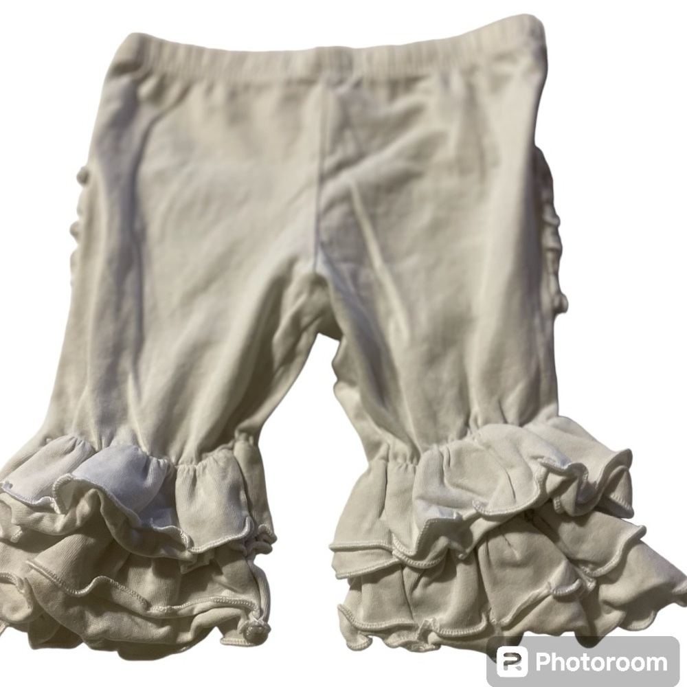 3/$15 Ruffle Butts White Shorts Infants 12-18 Months Girls